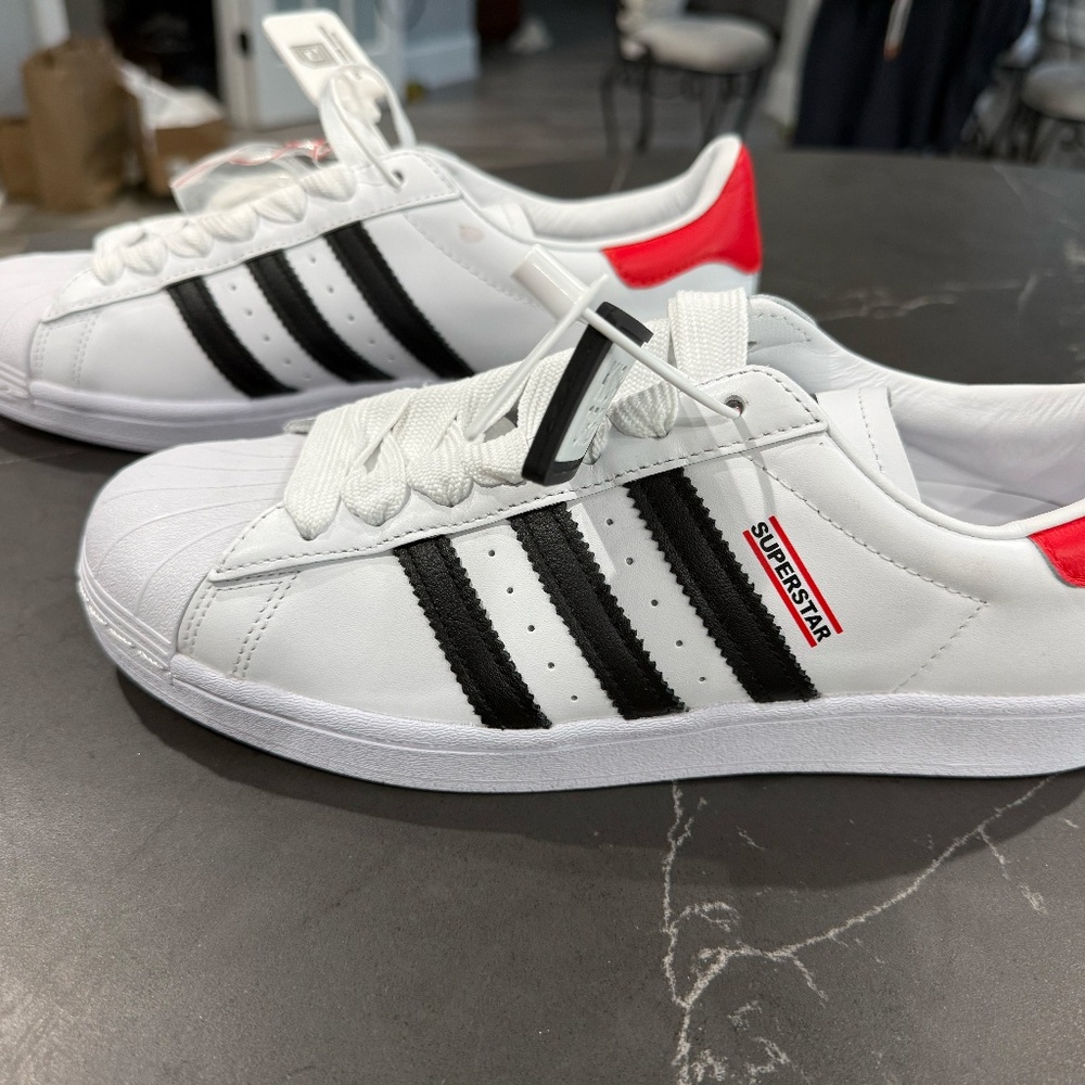Adidas Superstar 50th Anniversary Run DMC ORIGINALS DS - New (size 9.5 US)